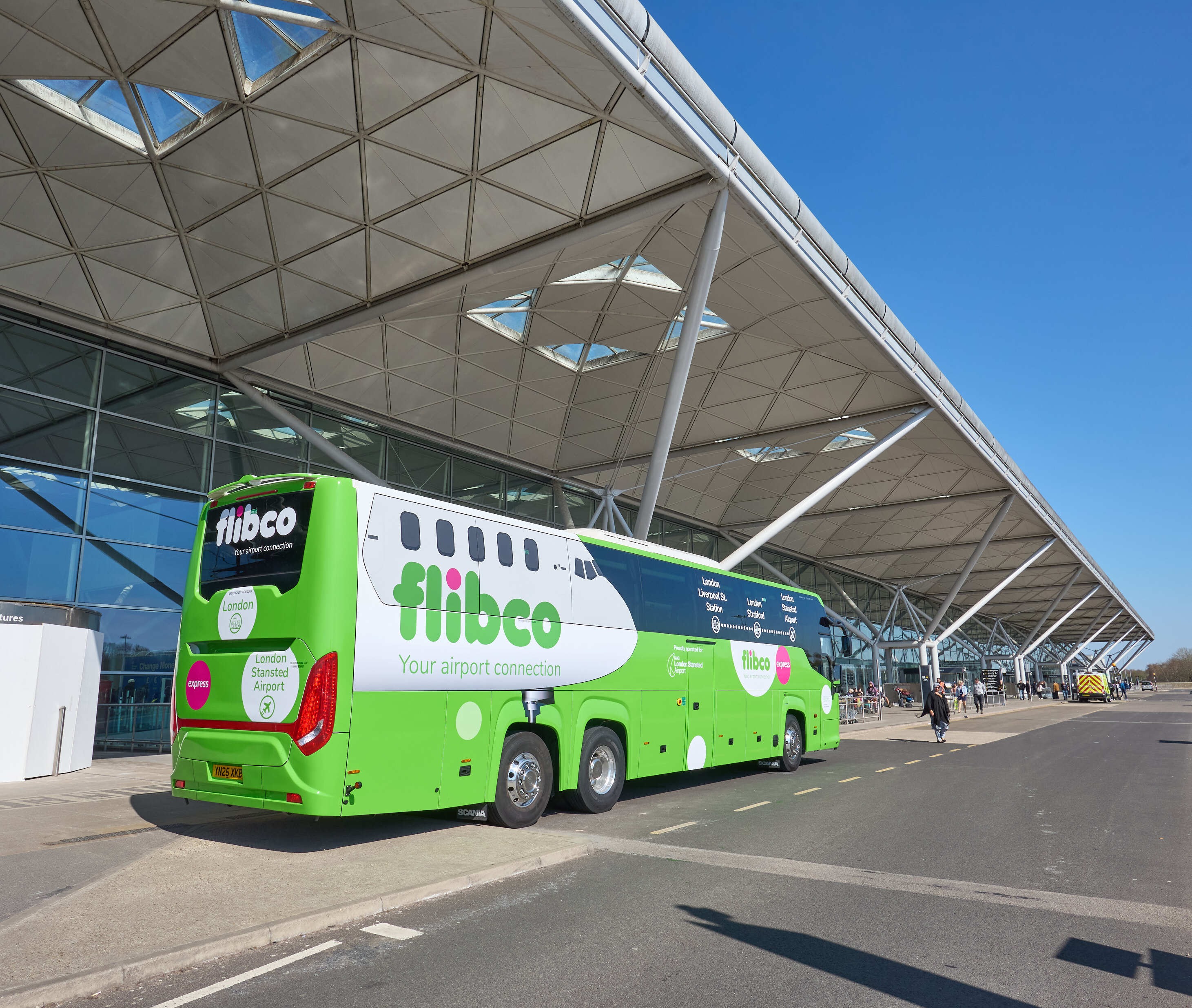 shuttle bus London STN