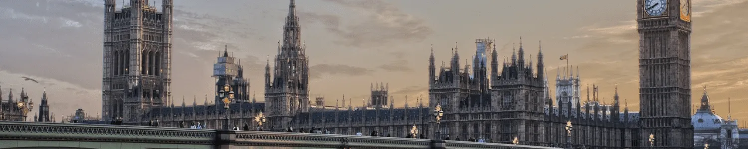Navette confortable entre l'aéroport de Londres Stansted et la gare de Londres Liverpool Street